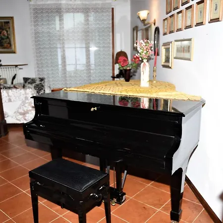 Casa Gialla Nel Bosco Daire Reggello